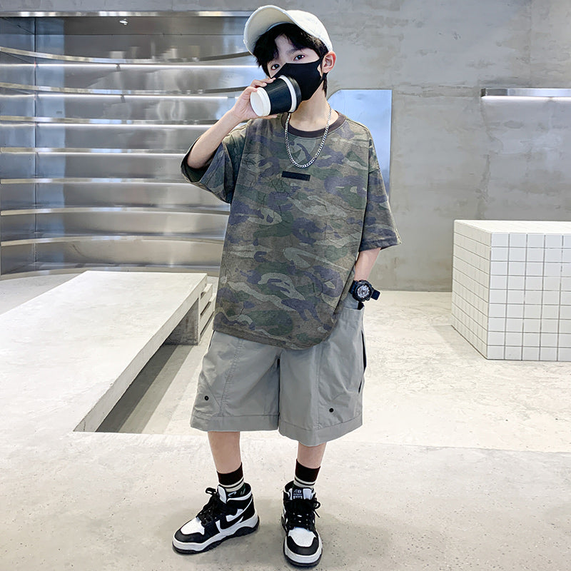 Boys Printed T-shirt with Shorts