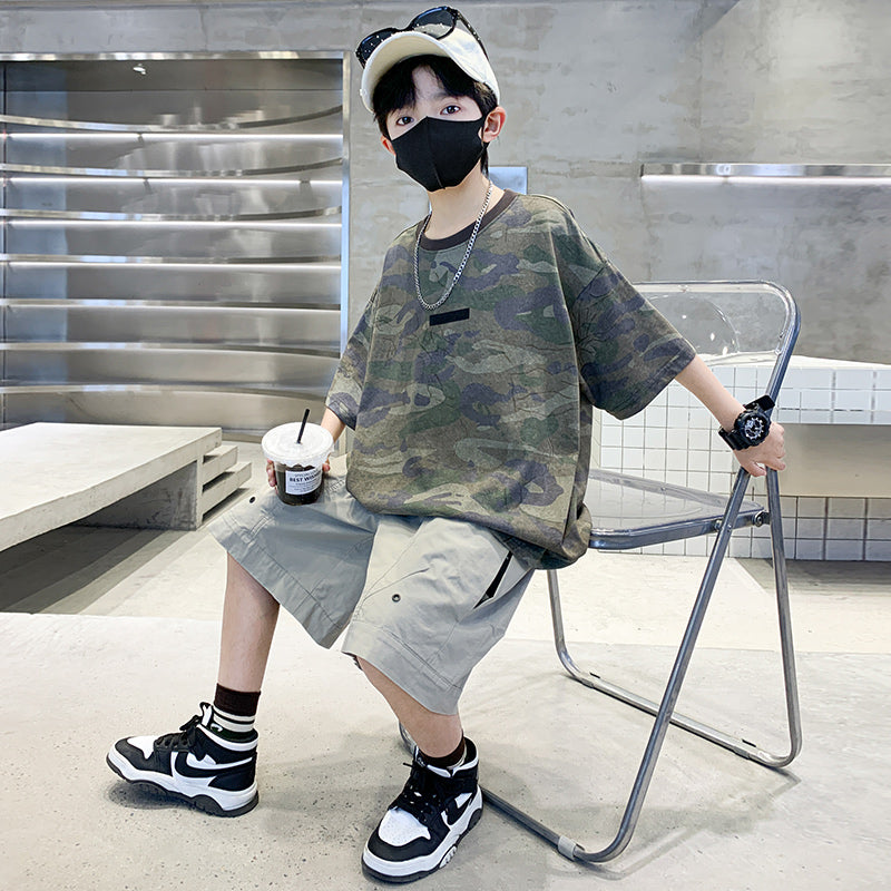Boys Printed T-shirt with Shorts