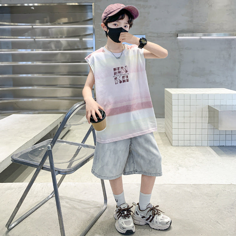 Boys Typography Printed T-shirt With Shorts