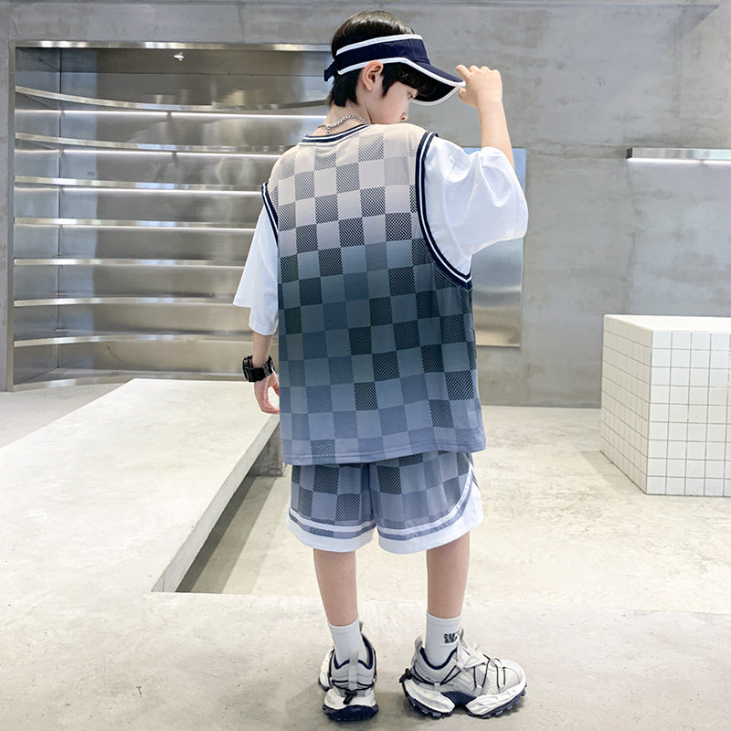 Boys Printed T-shirt With Shorts