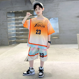 Boys Printed T-shirt With Shorts