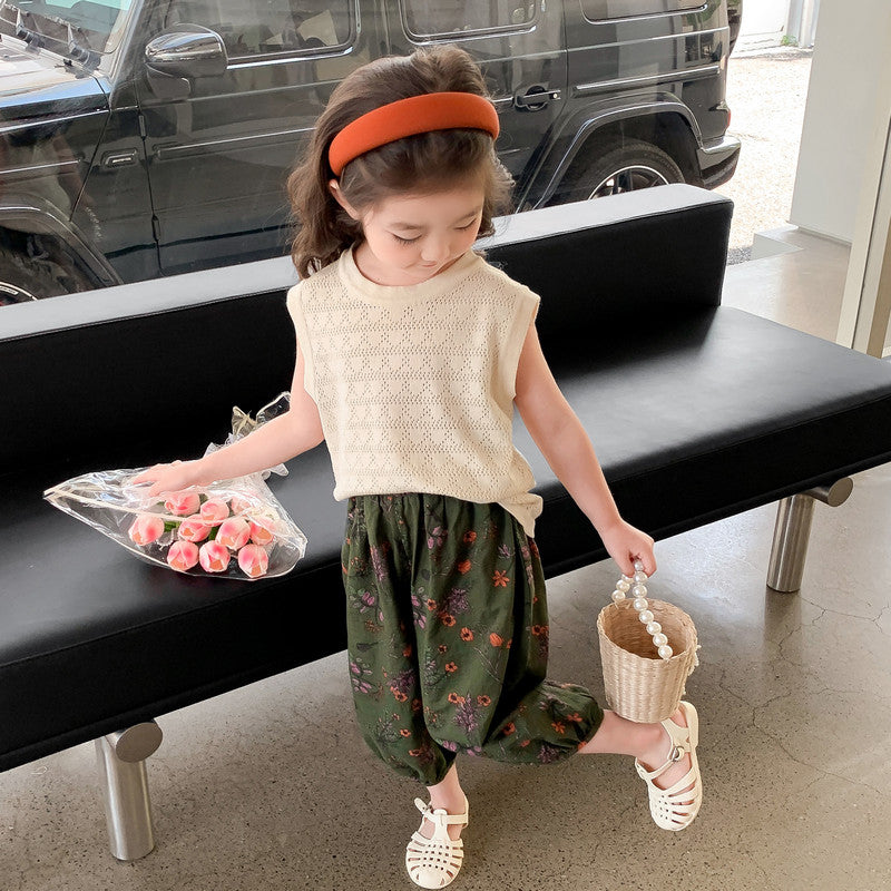 Girls Beige & Green Round Neck Top with Shorts