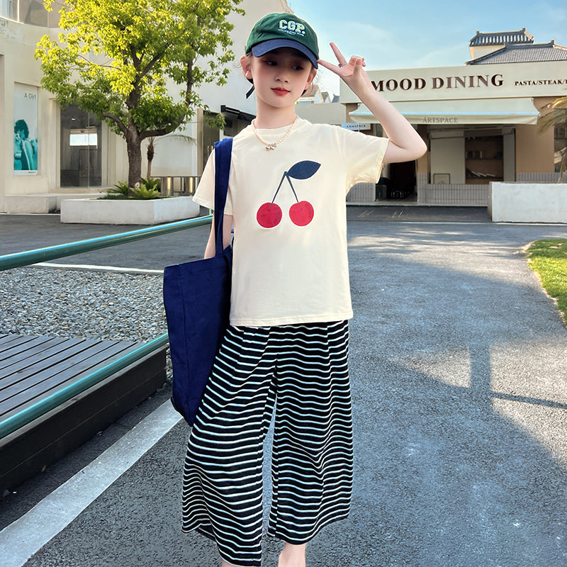 Girls Printed Round Neck Pure Cotton T-shirt with Trousers