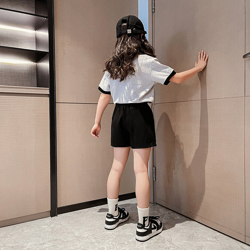 Girls Colourblocked T-shirt with Shorts