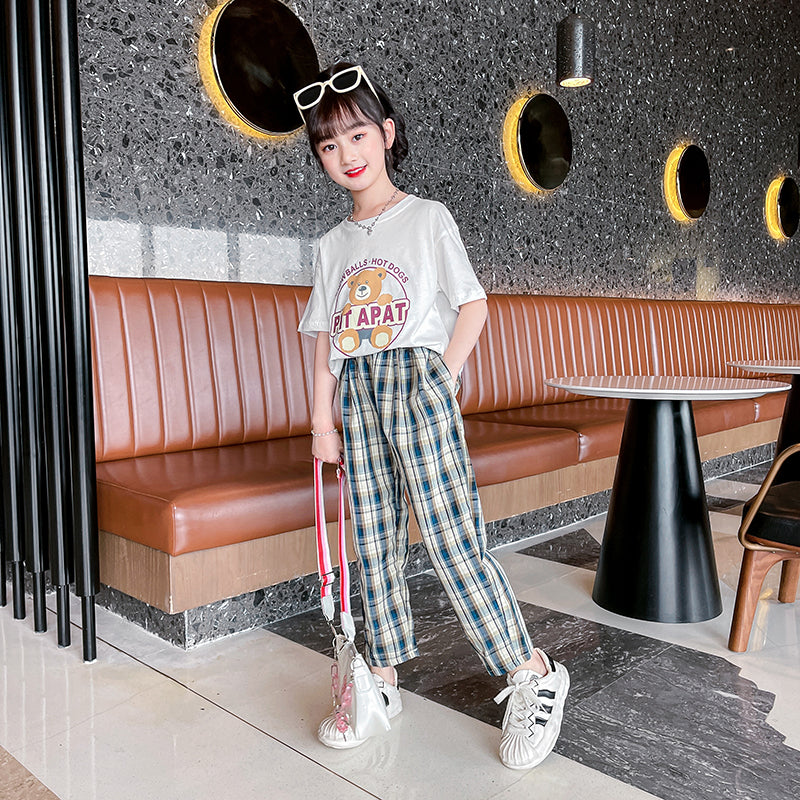 Girls White & Beige Printed Pure Cotton T-shirt with Checked Pyjamas
