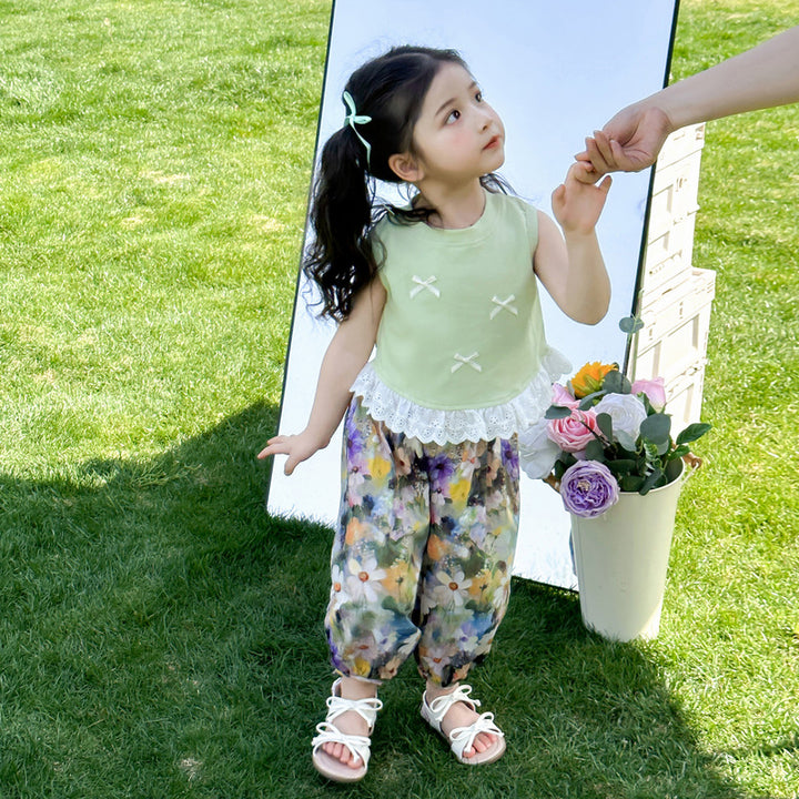 Girls Printed Sleeveless Top With Trousers