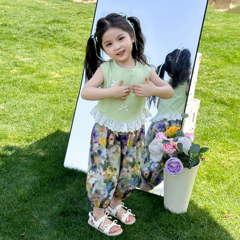 Girls Printed Sleeveless Top With Trousers