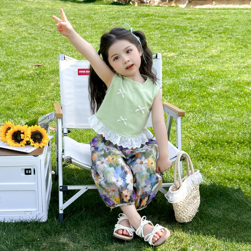 Girls Printed Sleeveless Top With Trousers