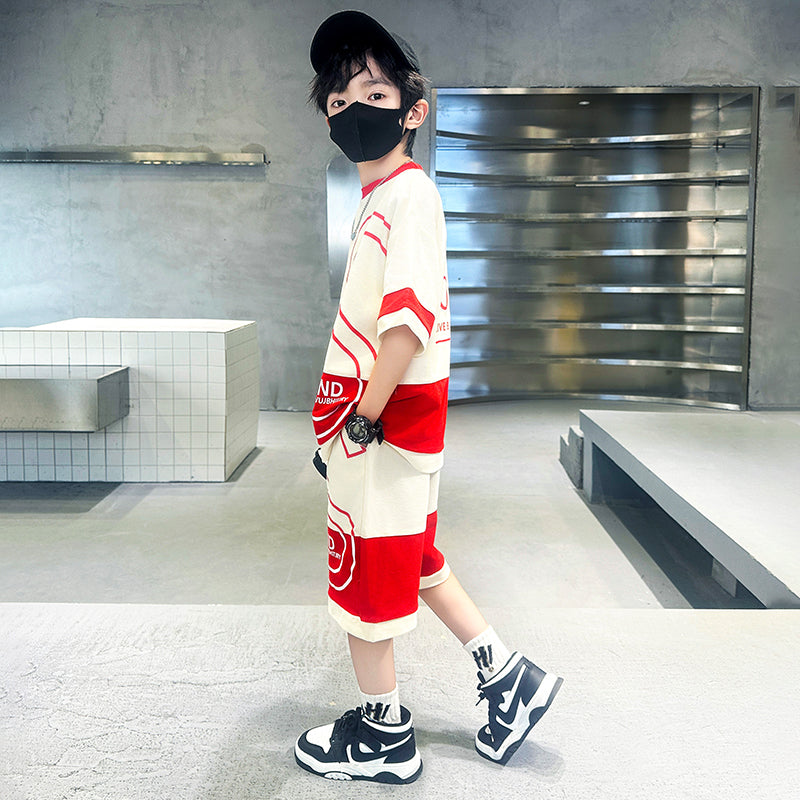 Boys Printed Round Neck T-shirt With Shorts