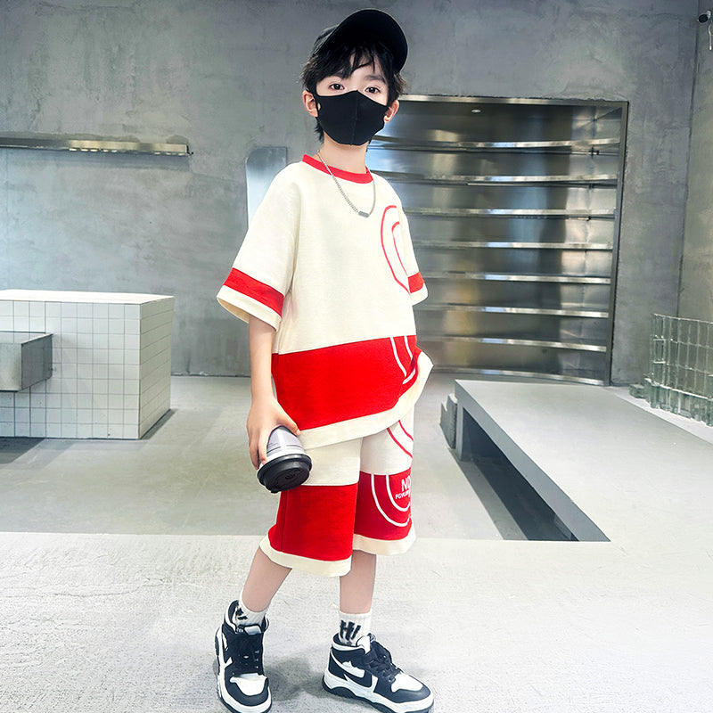 Boys Printed Round Neck T-shirt With Shorts