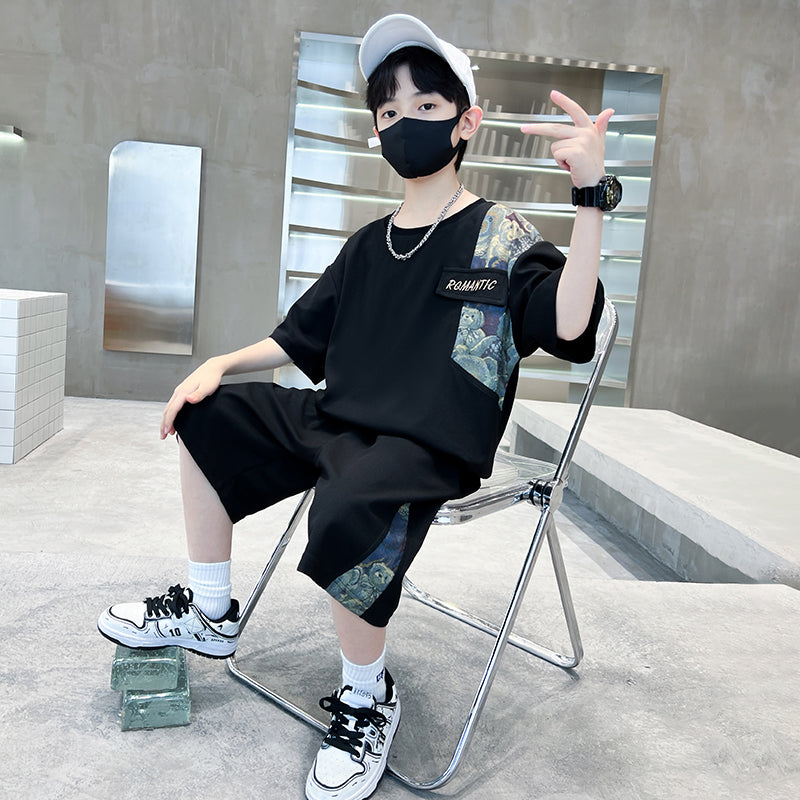 Boys Printed T-shirt With Shorts