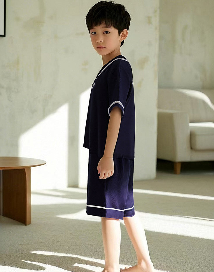 Boys Typography Printed V-Neck T-shirt With Shorts