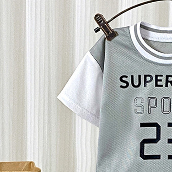 Boys Printed Round Neck T-Shirt With Shorts