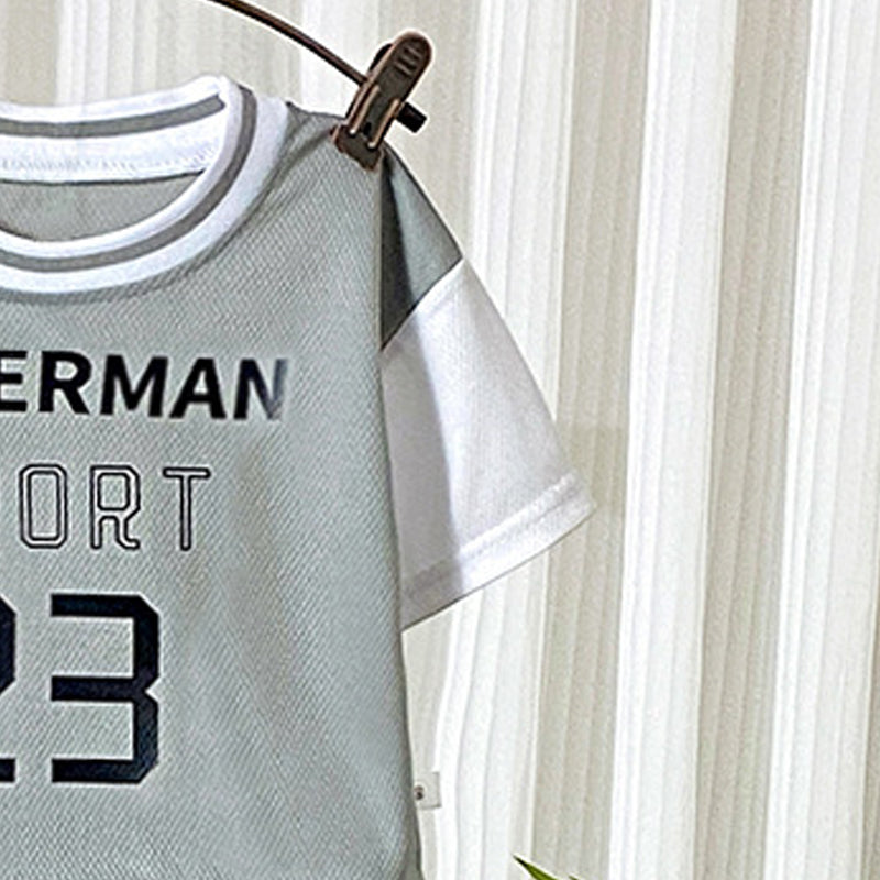 Boys Printed Round Neck T-Shirt With Shorts