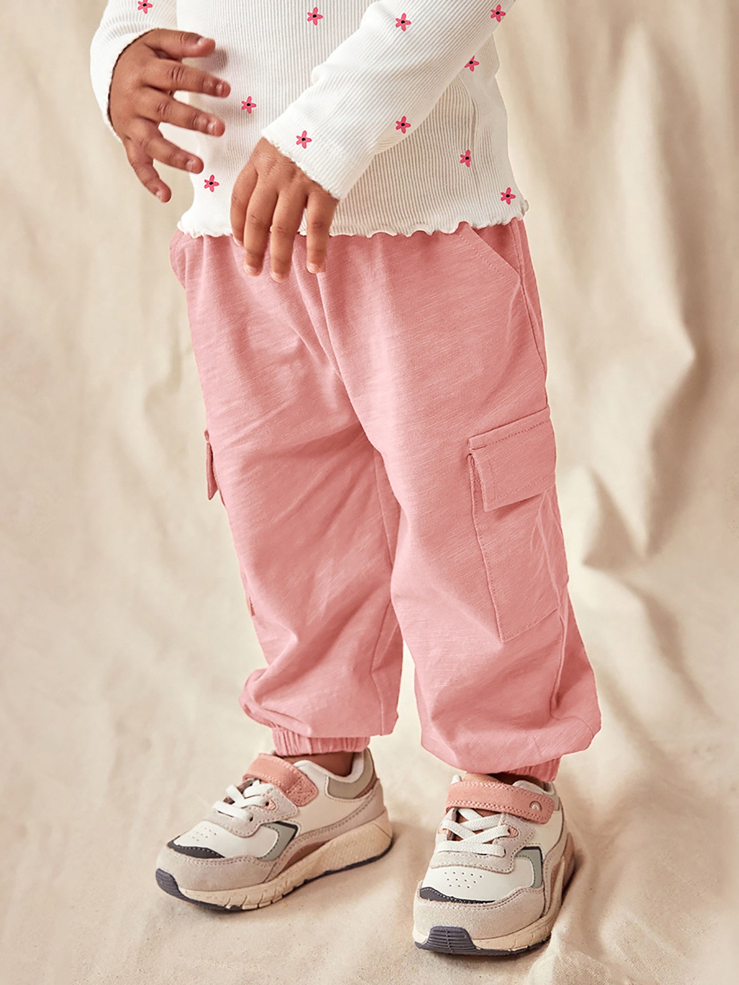 Girls White & Pink Printed Pure Cotton Top with Trousers