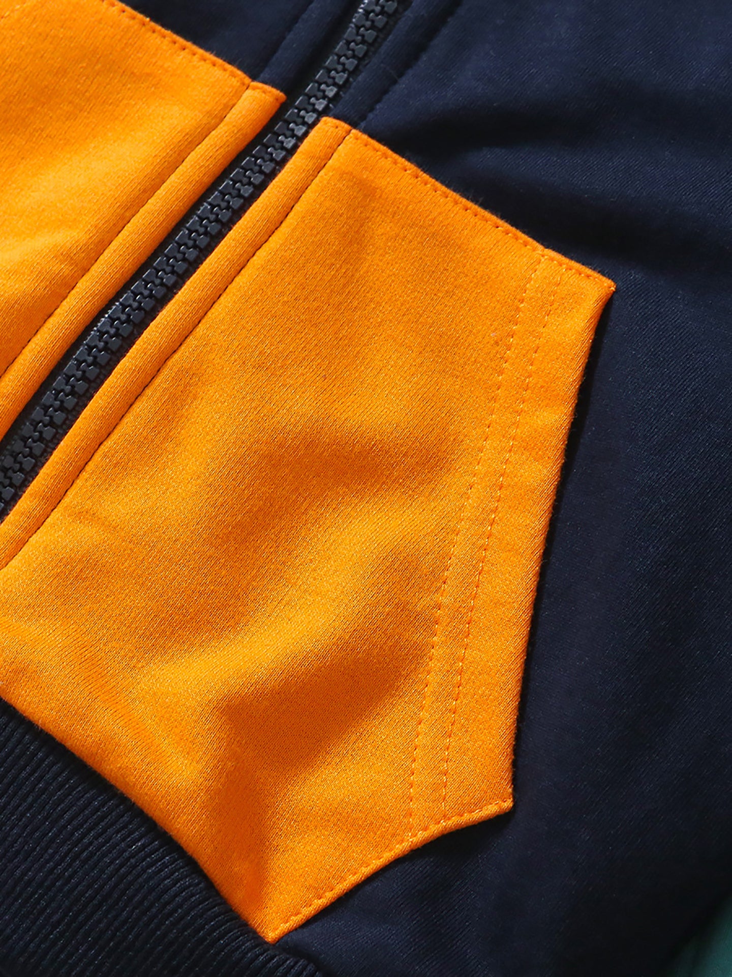 Boys Colourblocked Pure Cotton Sweatshirt With Pyjamas