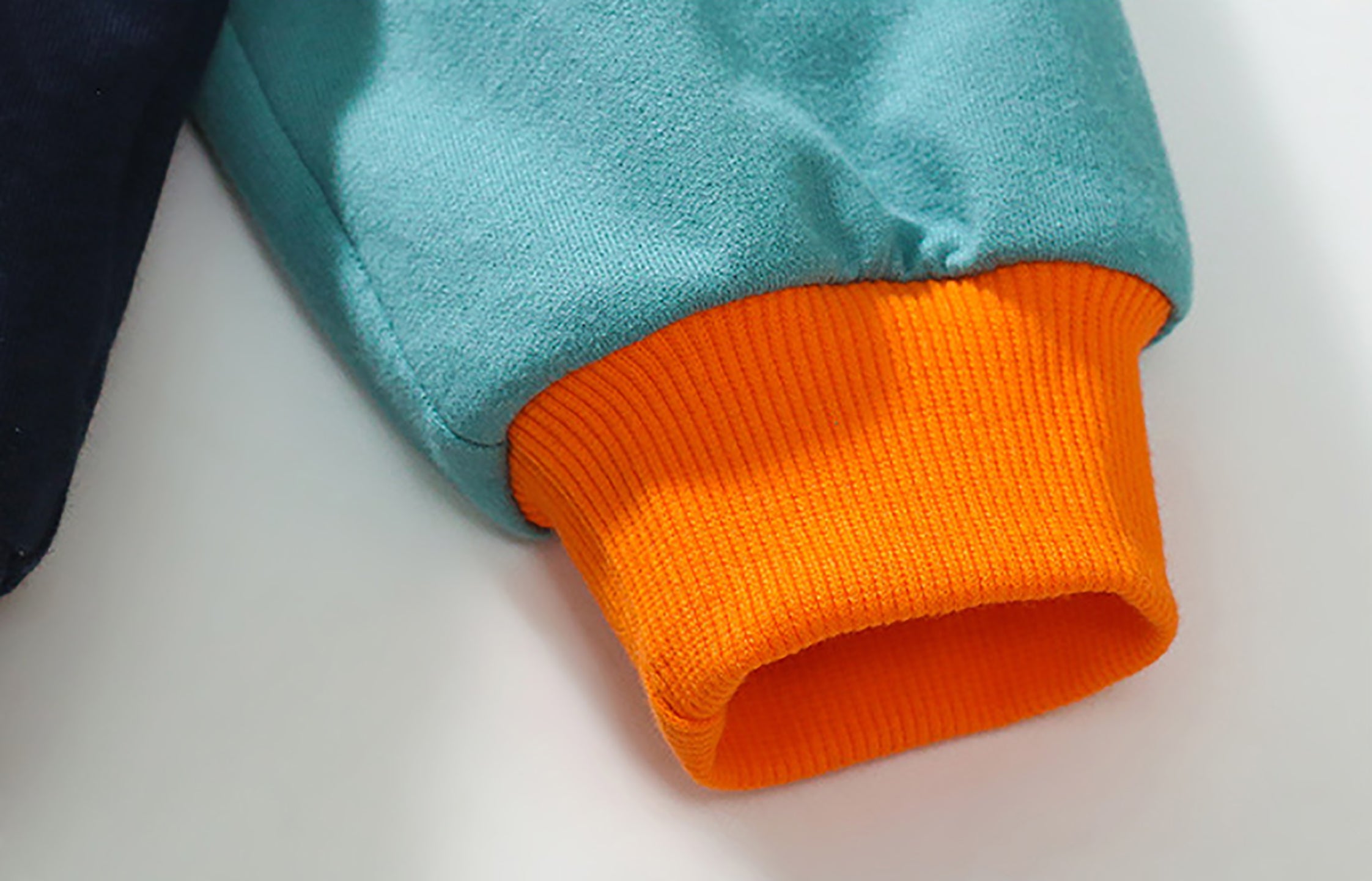 Boys Colourblocked Pure Cotton Sweatshirt With Pyjamas