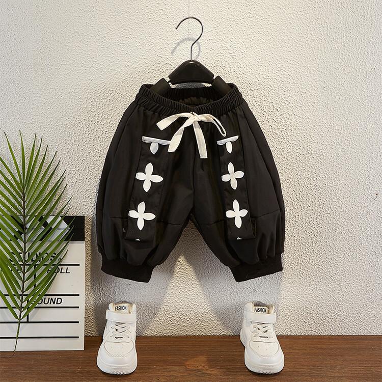 Boys Green & Black Printed Pure Cotton T-shirt with Trousers