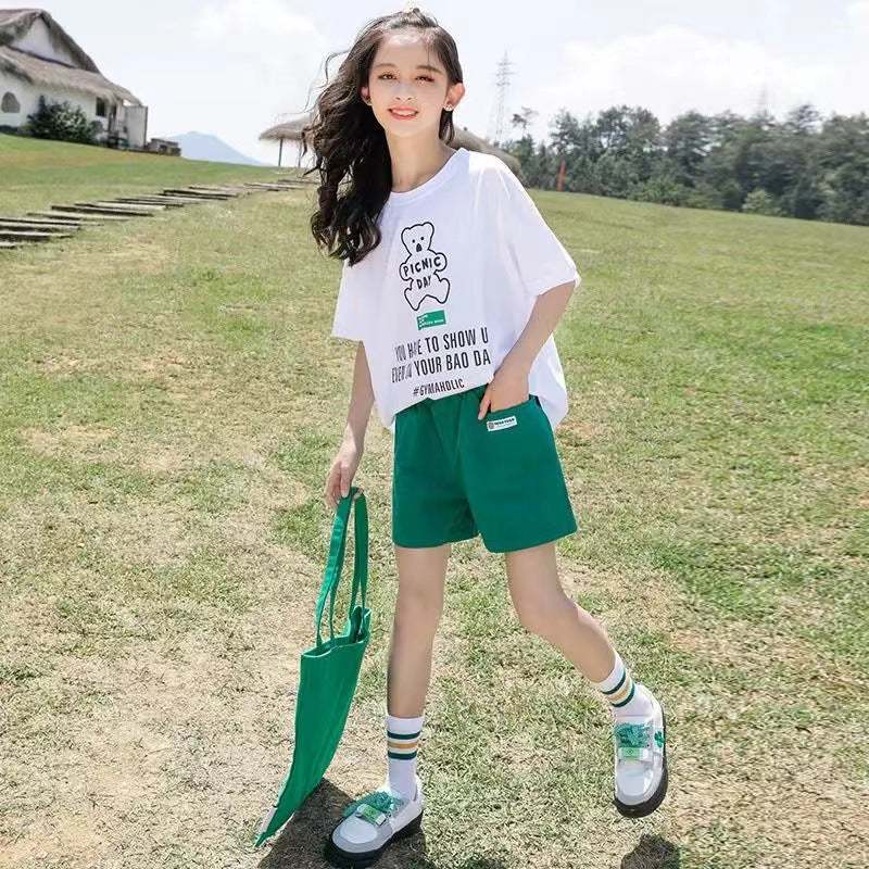 Girls Green & White Round Neck Printed T-shirt with Shorts