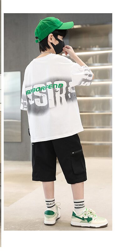 Boys Printed Short Sleeves T-shirt With Shorts