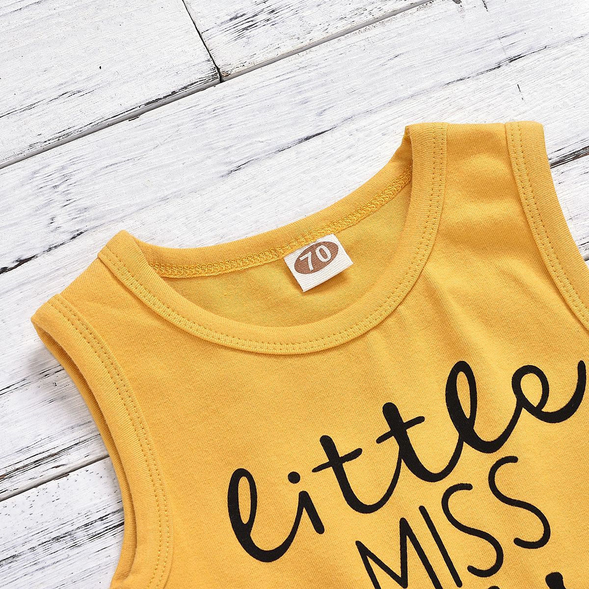 Girls Round Neck Sleeveless Printed Top with Shorts