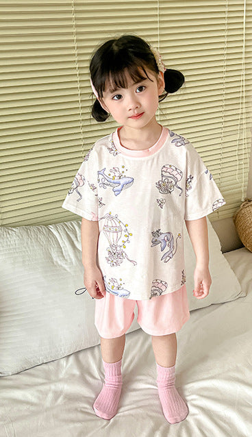 Girls Printed Round Neck T-Shirt With Shorts