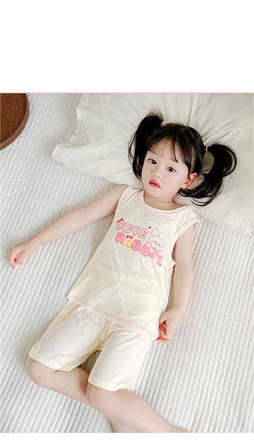 Girls Printed T-shirt with Shorts