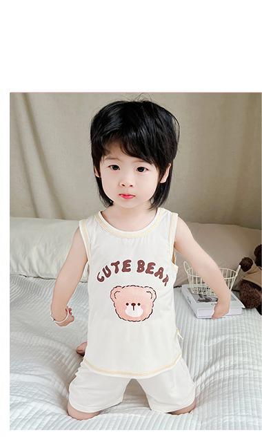 Girls Printed T-shirt with Shorts