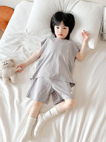 Boys Short Sleeves T-shirt With Shorts
