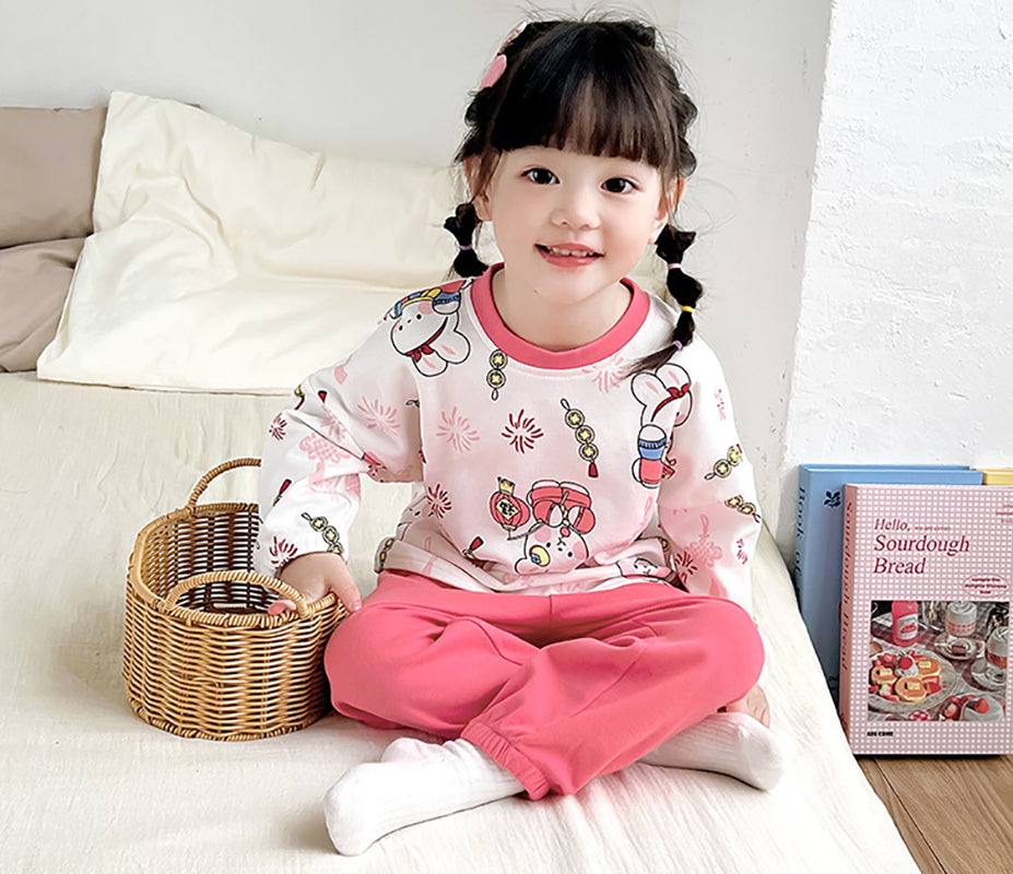 Girls Printed T-shirt with Joggers