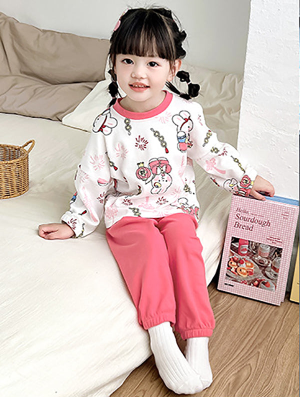 Girls Printed T-shirt with Joggers