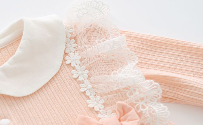 Infant Girls Peach-Coloured Pure Cotton Romper With Bonnet