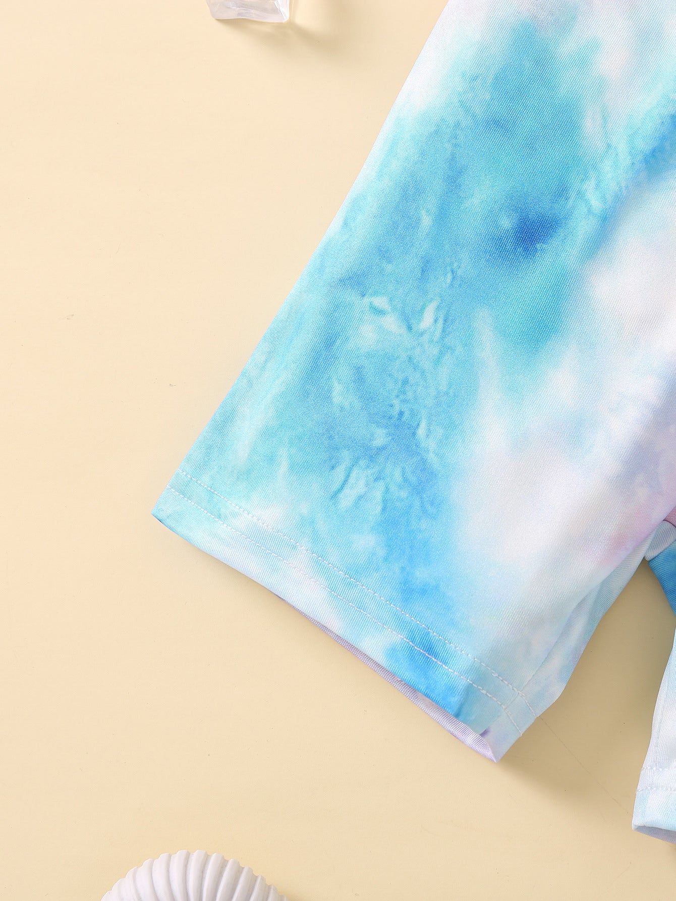 Girls Blue Abstract Printed Loose Fit Regular Shorts