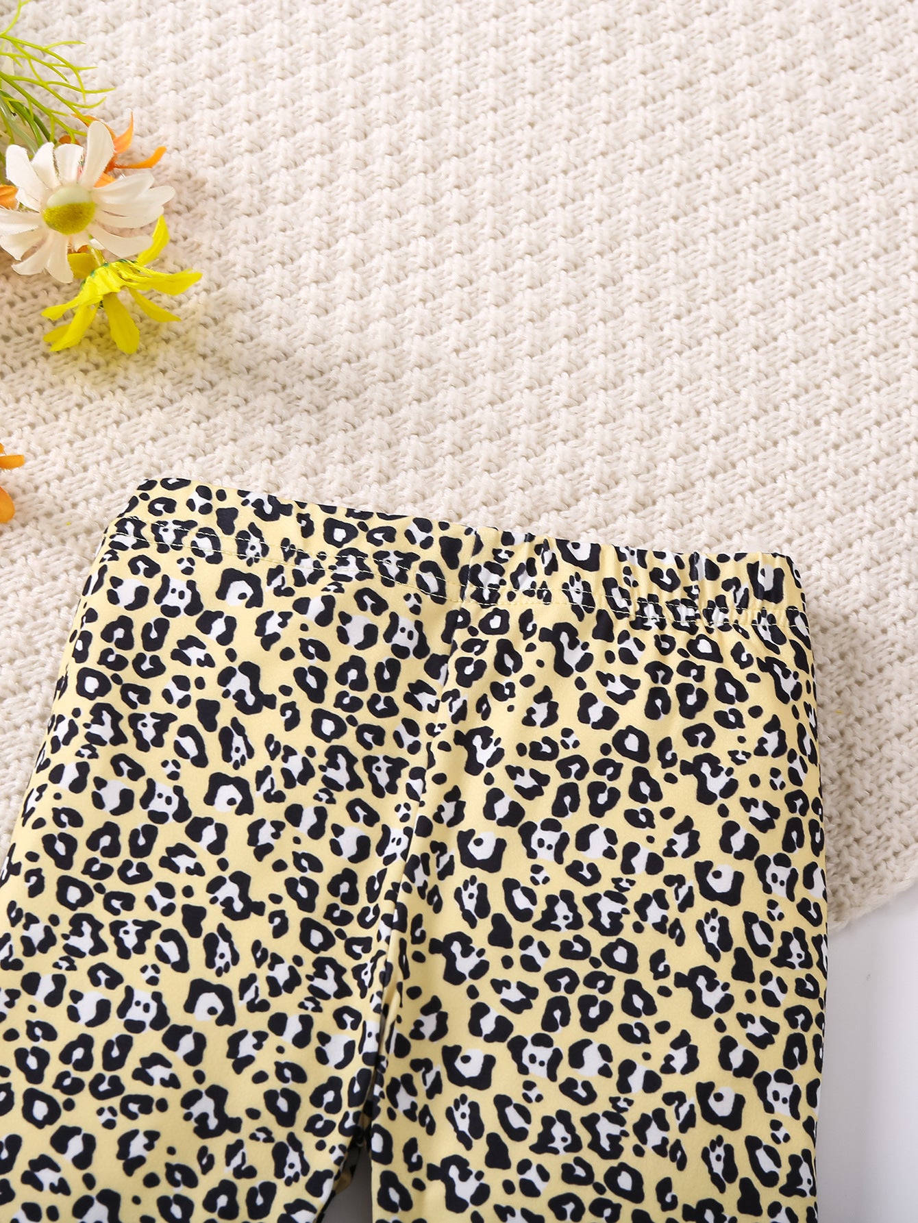 Girls Yellow & Black Animal Printed Easy Wash Regular Trousers