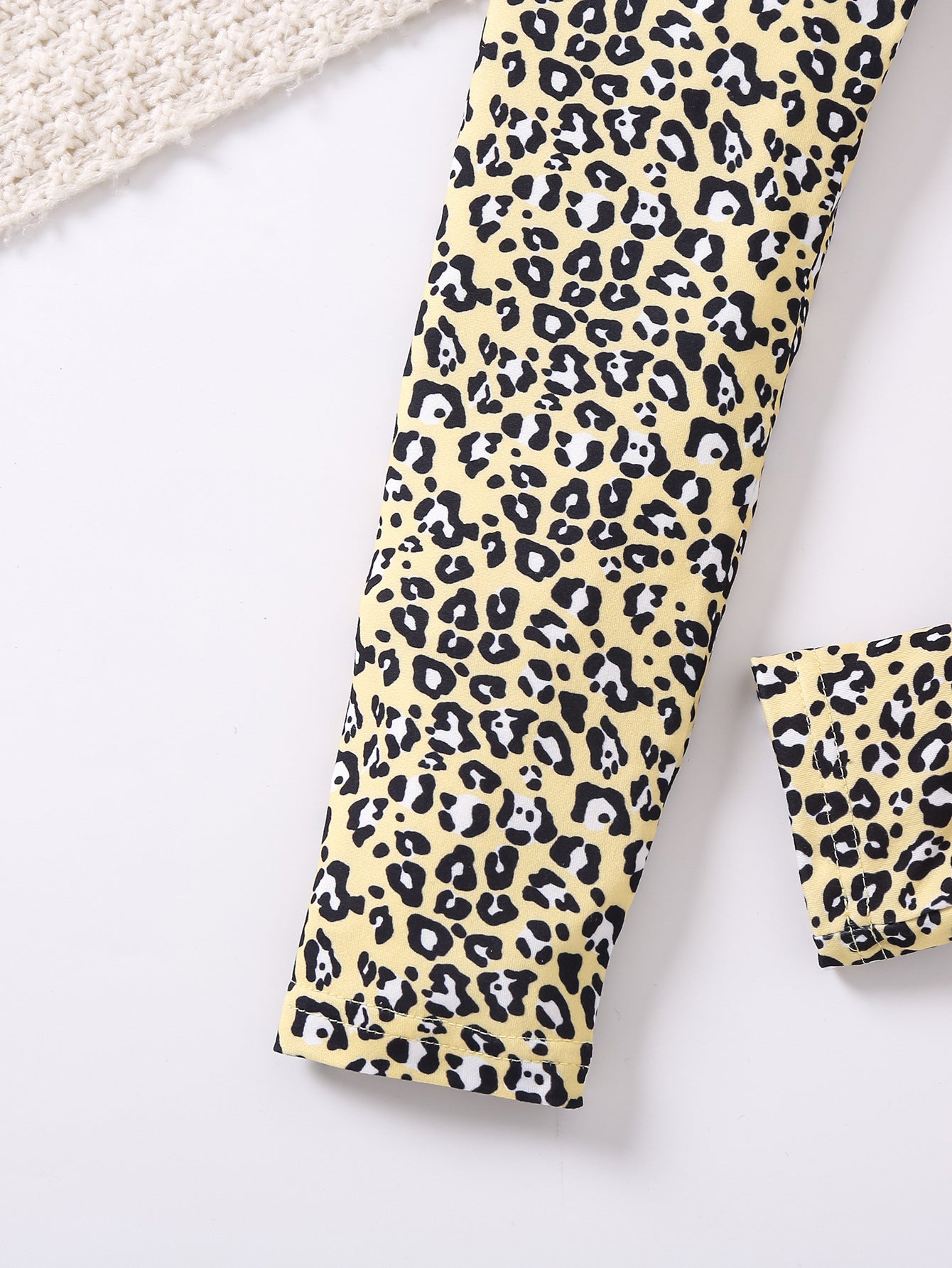 Girls Yellow & Black Animal Printed Easy Wash Regular Trousers