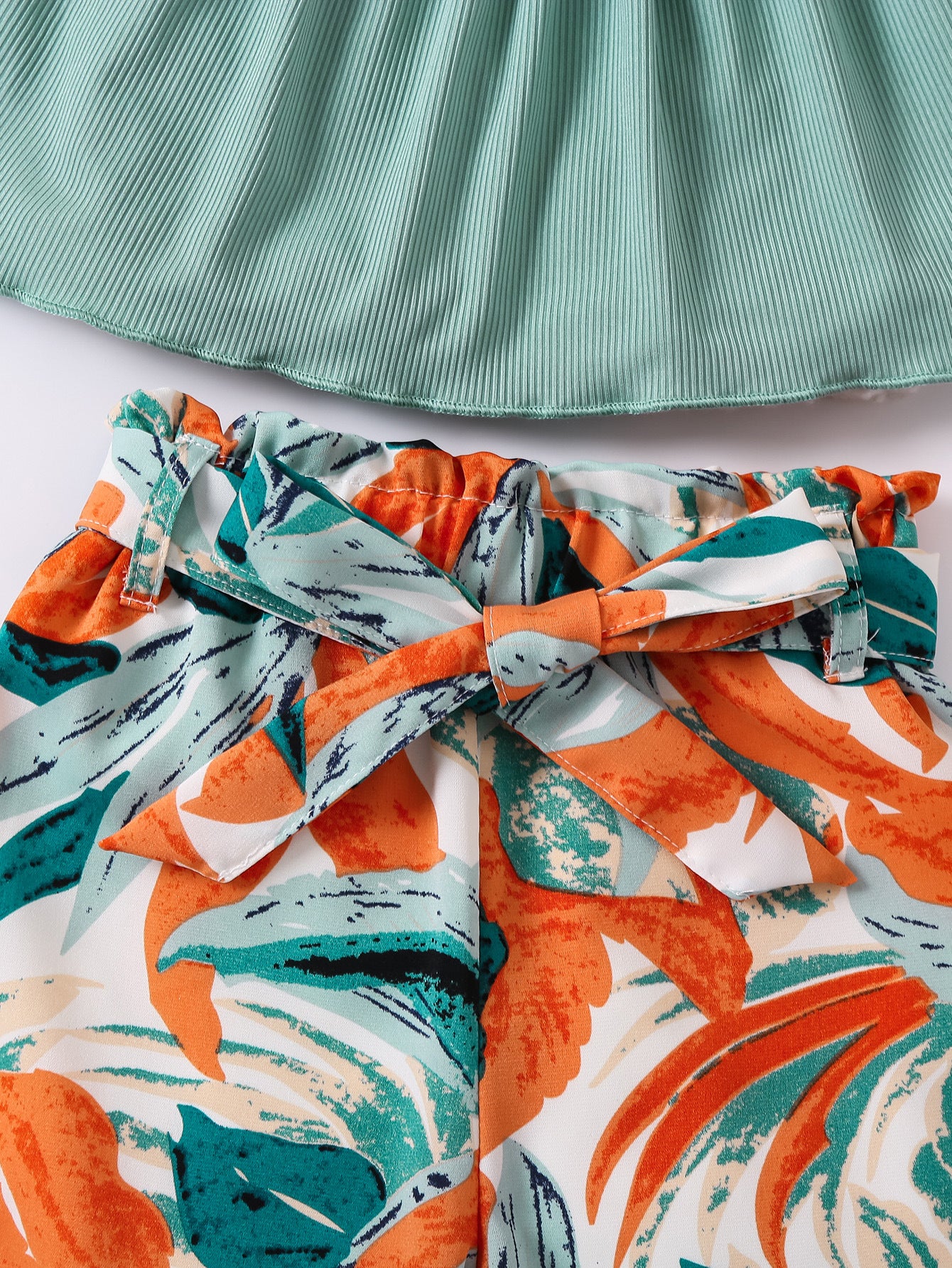 Girls Green & White Round Neck Top with Shorts