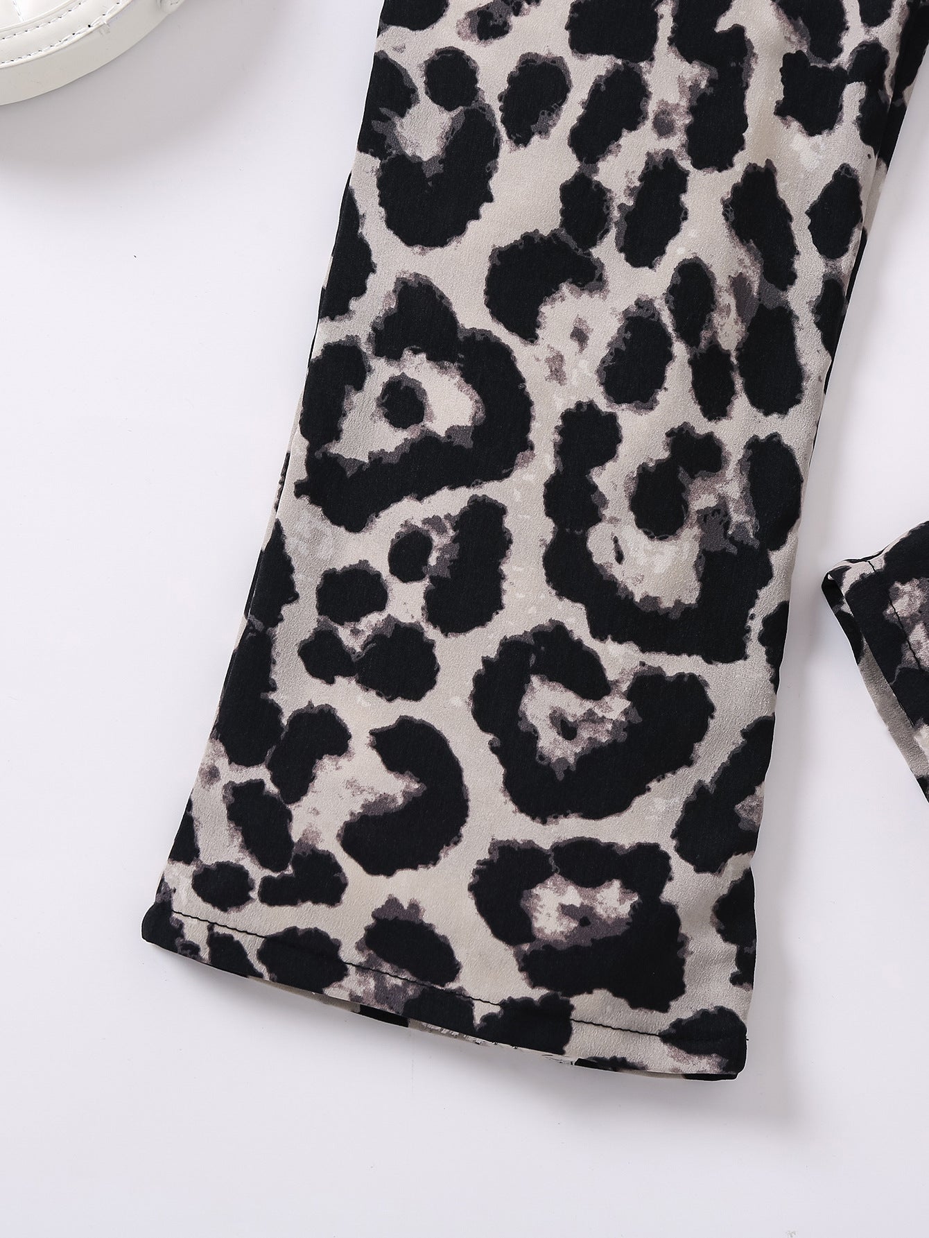 Girls Beige & Back Animal Printed Loose Fit Easy Wash Bootcut Trousers