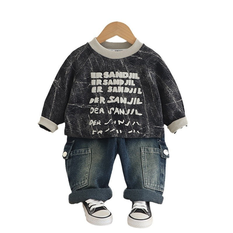 Boys Printed Sweatshirt With Trousers