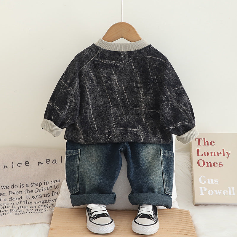 Boys Printed Sweatshirt With Trousers