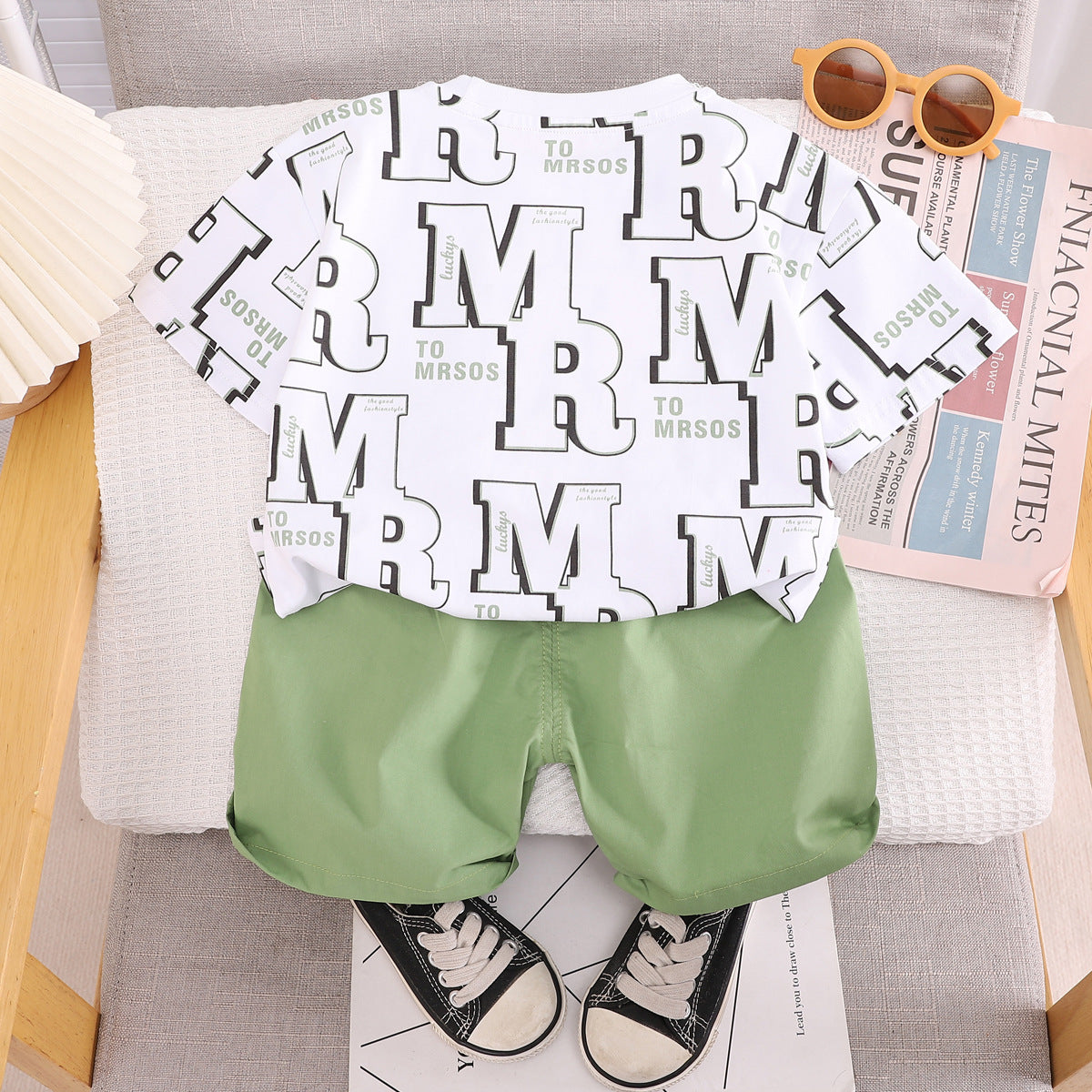 Boys Printed Round Neck T-shirt with Shorts