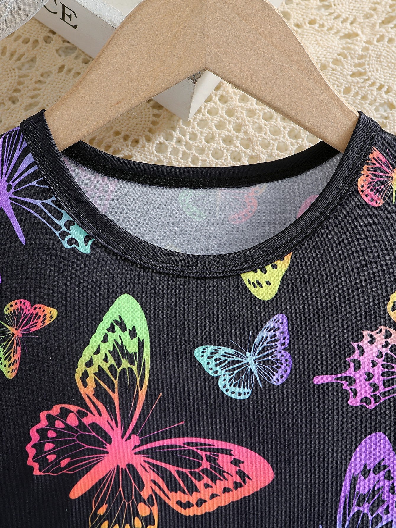 Girls Printed T-shirt with Shorts