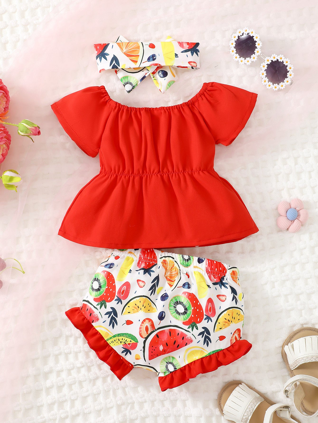 Girls Printed Top And Shorts With Hairband