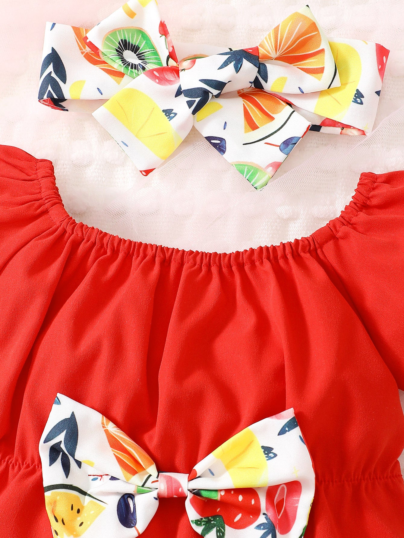 Girls Printed Top And Shorts With Hairband