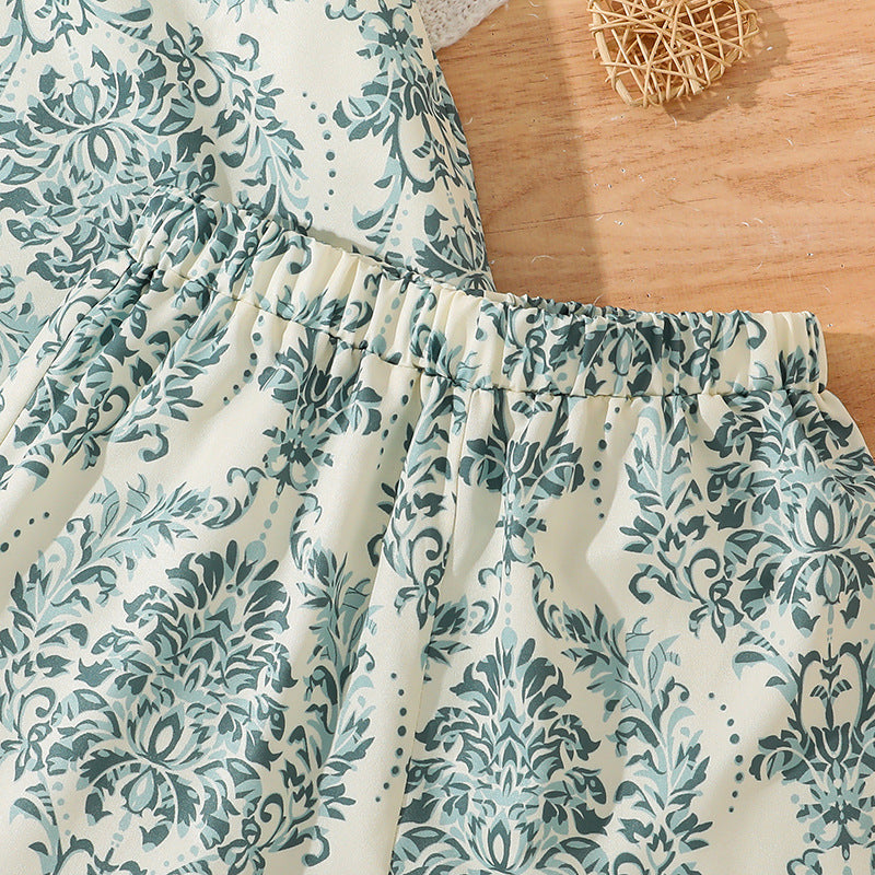 Girls Printed Round Neck Top With Shorts