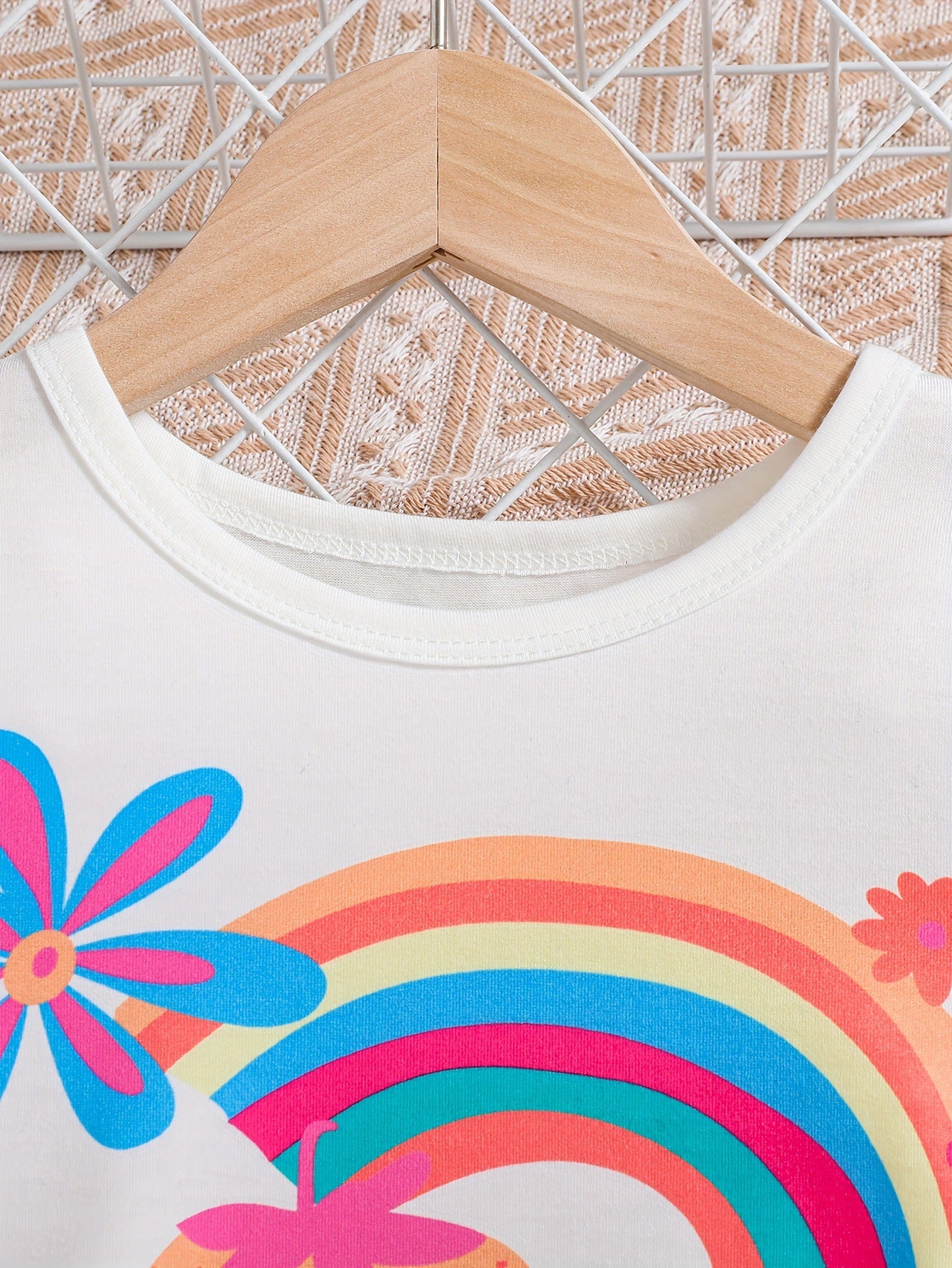 Girls Printed T-shirt with Shorts