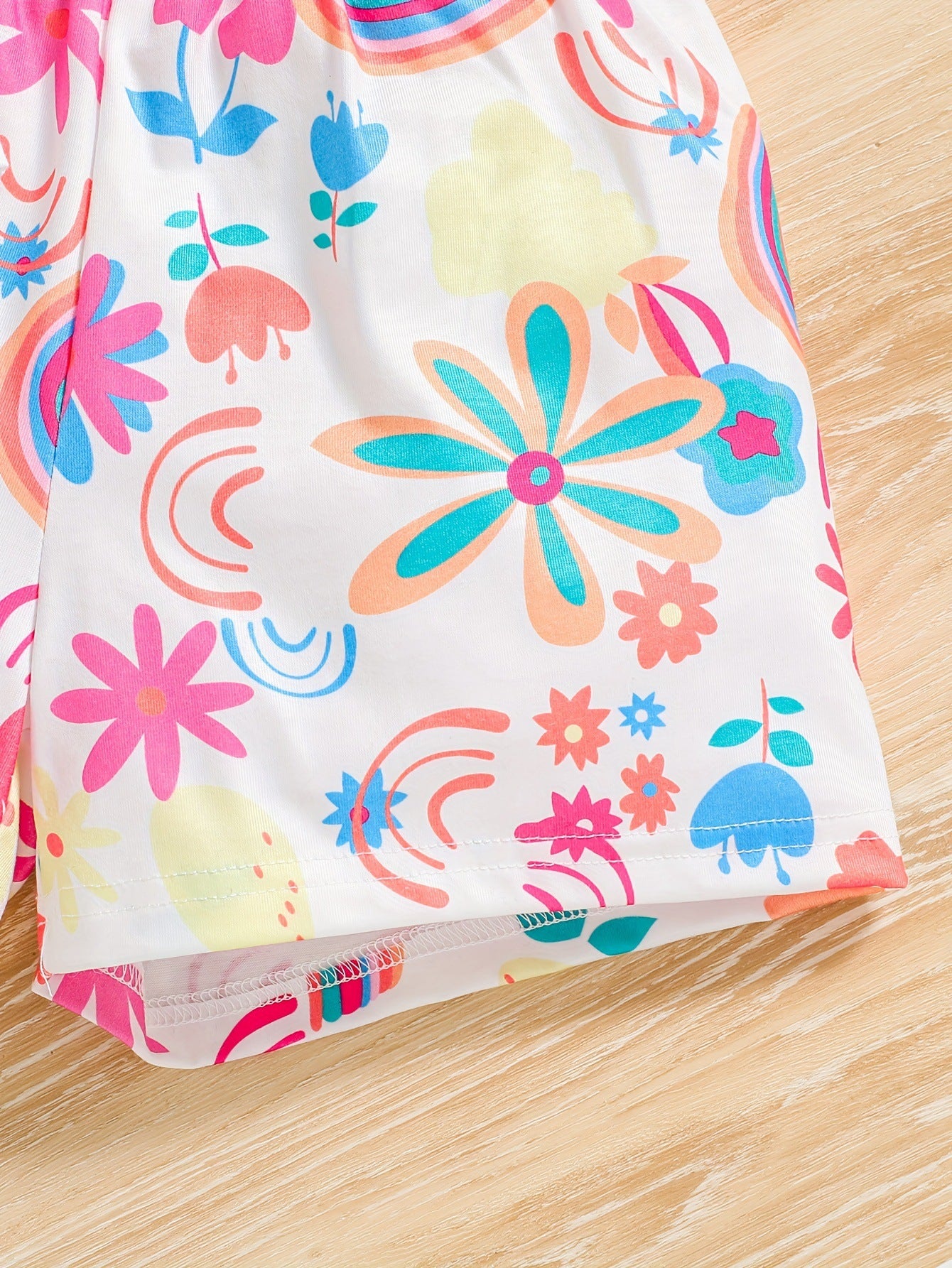 Girls Printed T-shirt with Shorts