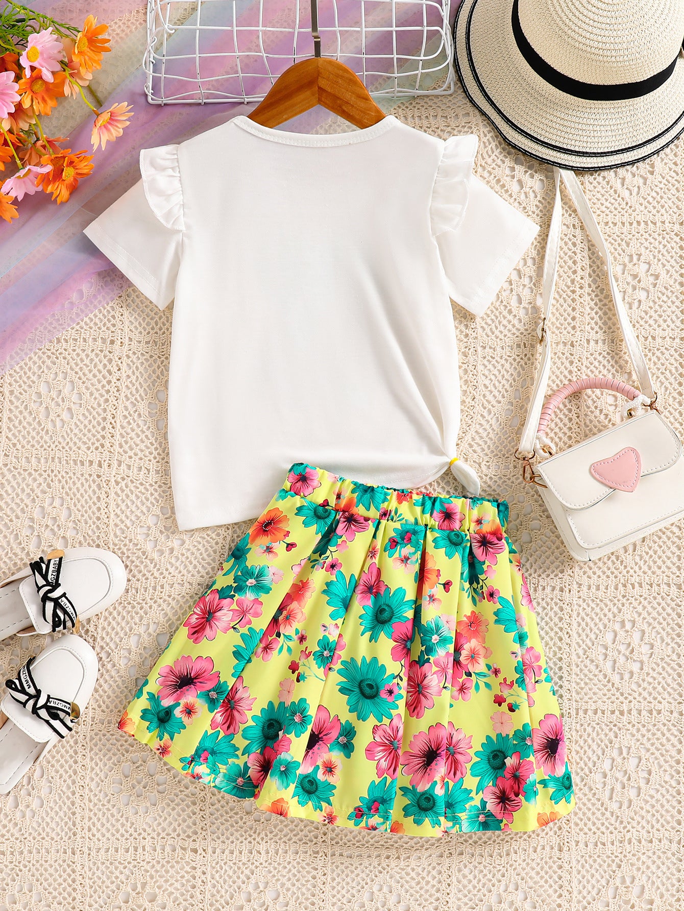 Girls Printed T-shirt With Skirt