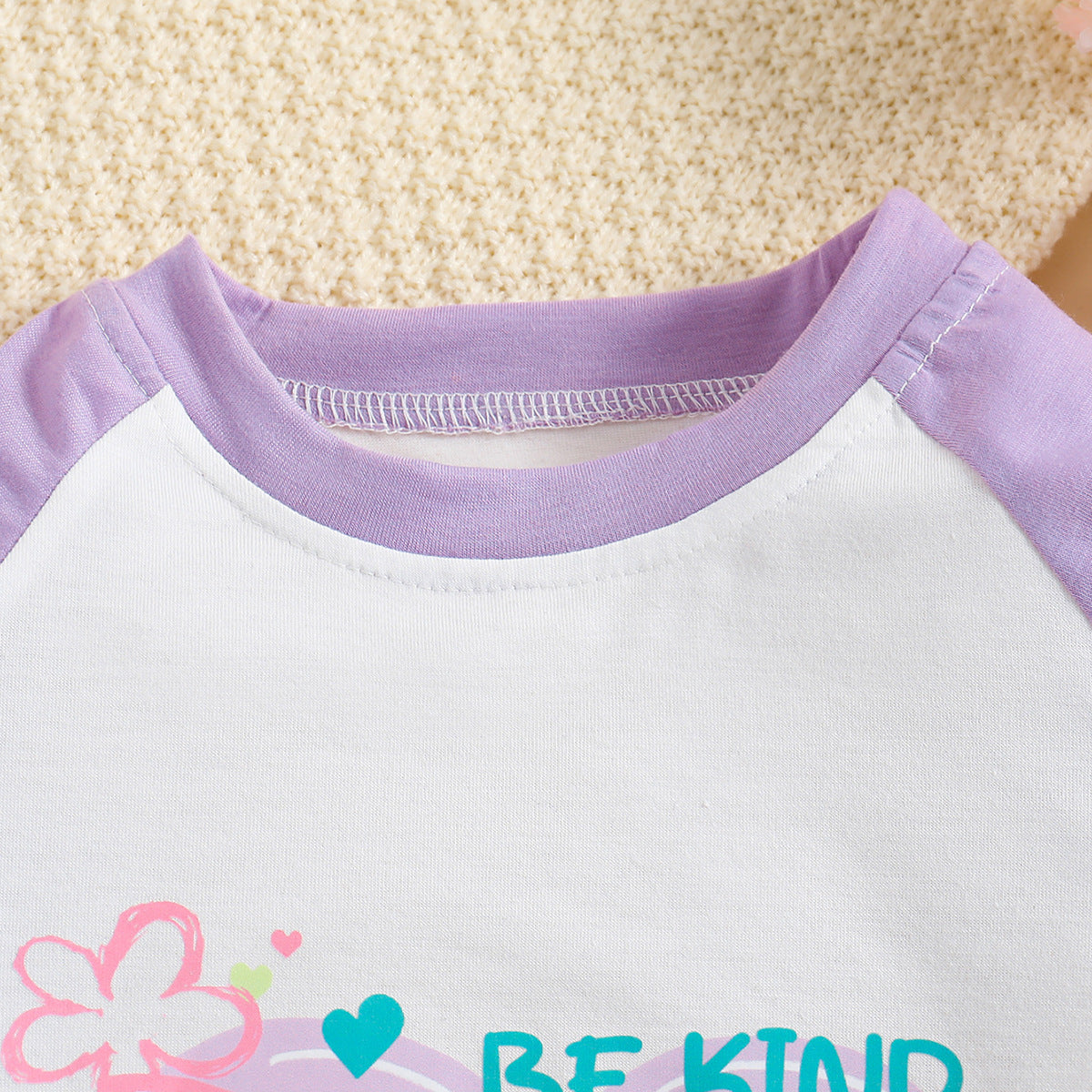 Girls Purple & White Graphic Print Round Neck Top