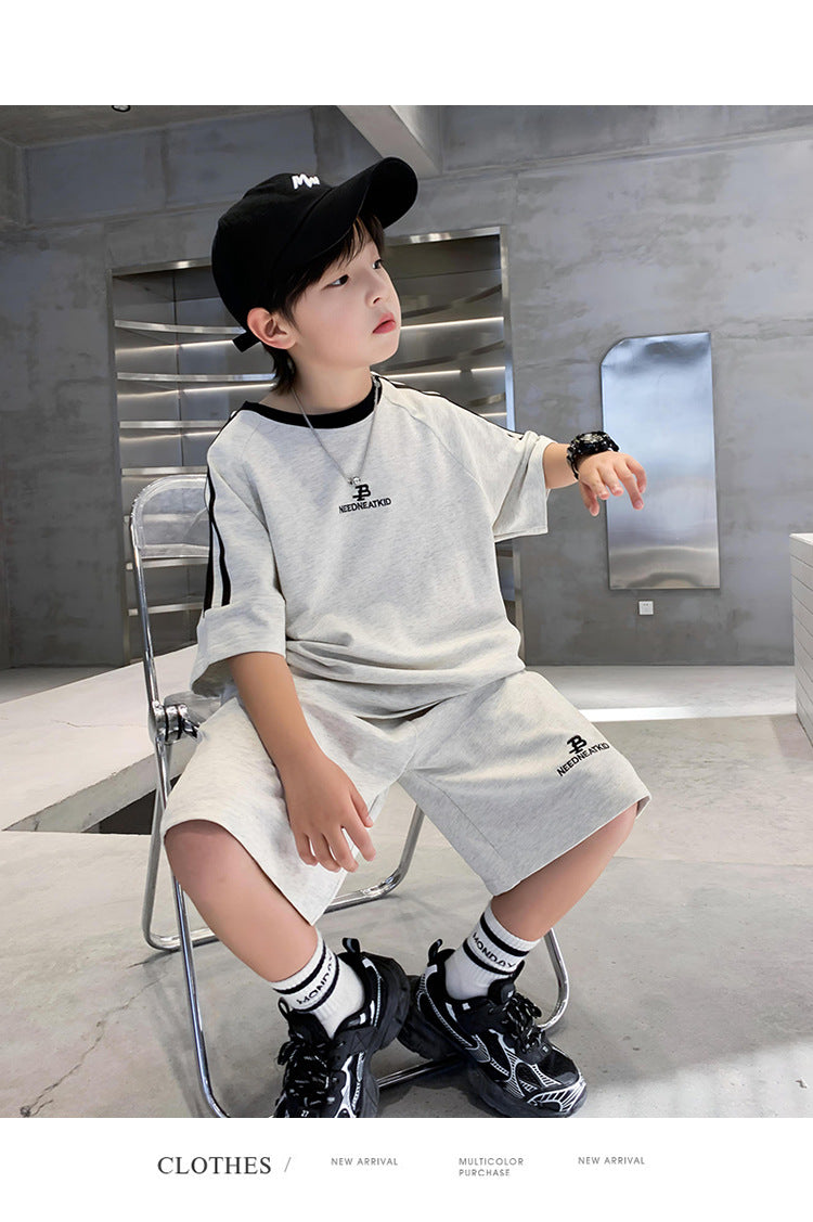 Boys Short Sleeves Round Neck T-shirt with Shorts