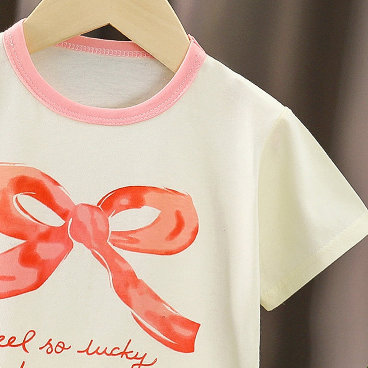 Girls Typography Printed Round Neck Cotton T-shirt
